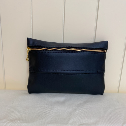 除菌対策に！ サイズを選べるラミネート黒無地携帯用ウエット