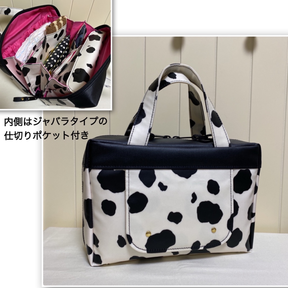 収納しやすい オムツポーチ一体型牛柄 ラミネート黒無地 蓋付　内側ジャバラポケット 手提げ持ち手 ホルスタイン柄