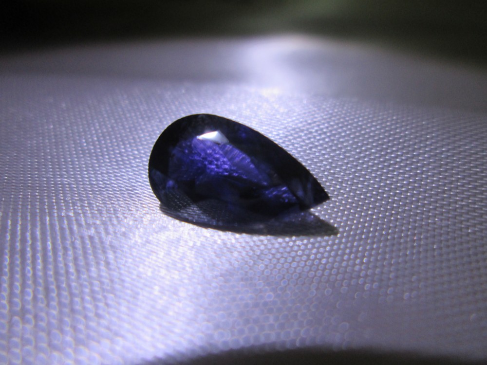 N.102 アイオライト