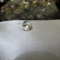 N.0147　グリーンベリル （アクアマリン）シャンパンゴールド ブラジル ダイアモンド 2枚目の画像