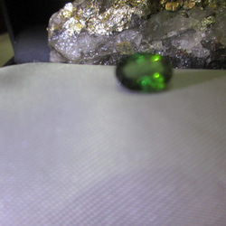 N.207　クロムトルマリン1.7ct　鮮明な光のみが選ばれるトルマリン　クリーングリーン　ルース、ブラジル宝石 6枚目の画像