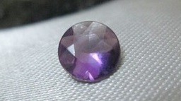 N.219　アメジストパリス　ダイアモンドカット　　高級ルース　希少アメジストパリスルース、ブラジル宝石