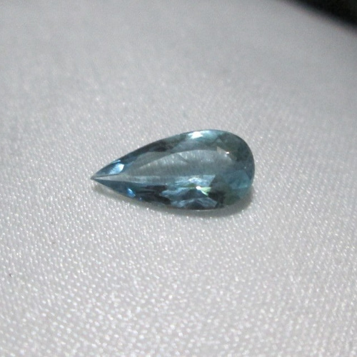 N.02005 ネオン パライバトルマリン・ルース 0.9Ct 品質良好の