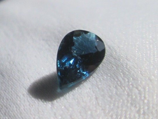 N.2007 　ベストクオリティなインディゴライトトルマリンのルース ブラジル産の希少ブルートルマリンインディゴライト
