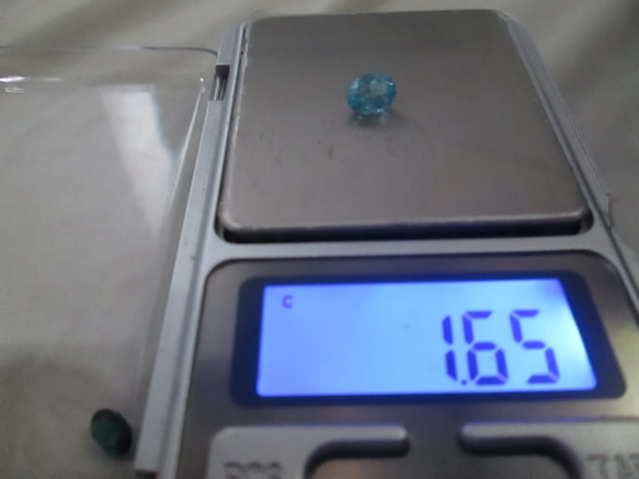 N.8678 1.68ct パライバトルマリン ルース 本当に希少なビッグサイズのブラジル産 