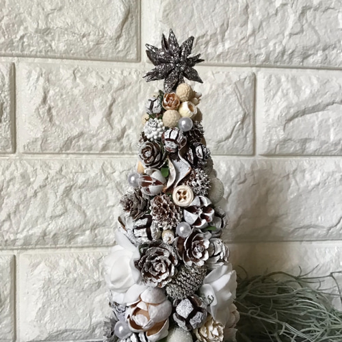 木の実・大人シックなホワイトツリー☆クリスマスツリー☆ナッツ