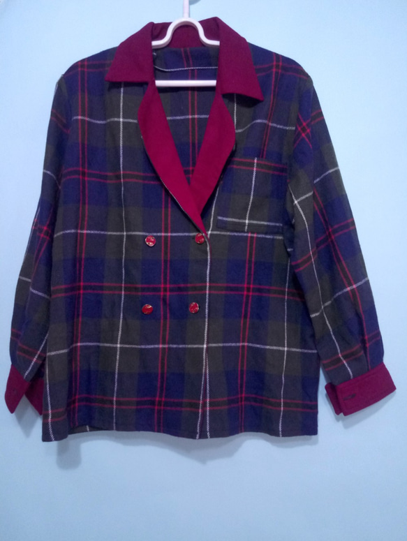 ダブルブレストのオールマッチチェック柄ジャケットクラシックチェック