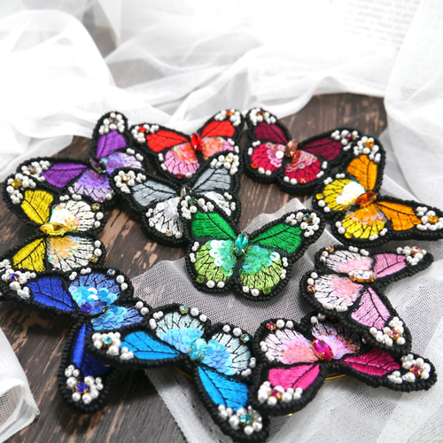 【キジ】ビーズ刺繍ブローチバッグチャーム 5054fa2b5470b05811ada7dba20bcc