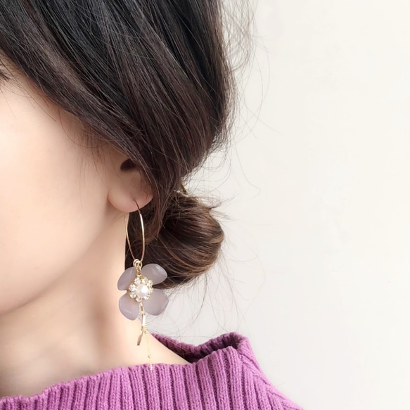 グレーフラワー フープ ピアス/イヤリング イヤリング 