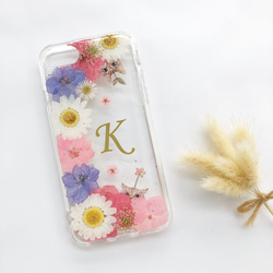 猫と桜 イニシャル入りスマホケース iPhone15Pro/SE/Xperia5V/GALAXYS24 押し花ケース 1枚目の画像