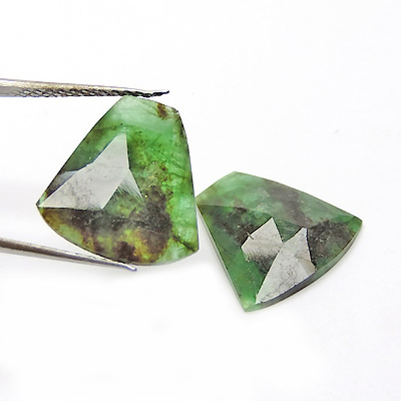 エメラルド(2ピース)／Fancy Shape Rose Cut Emerald 3枚目の画像