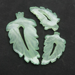アゲート(3ピース)／Aqua Agate Leaf Carving 2枚目の画像