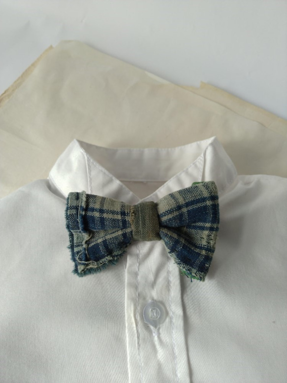 古布の蝶ネクタイブローチ チェック[K158]　キッズフォーマル　アンティーク着物　bow tie 1枚目の画像