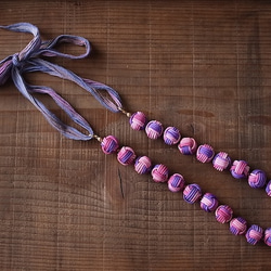 シルクリボンの結び玉ネックレス-purple 2枚目の画像