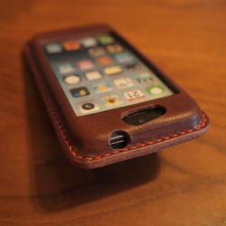 iPhone5 カバー ケース　栃木レザー 牛革　手縫い 焦げ茶 4枚目の画像