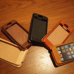 iPhone5 カバー ケース　栃木レザー 牛革　手縫い 2色 4枚目の画像