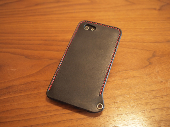 iPhone5s /5 カバー ケース　栃木レザー 牛革　手縫い ブラック 2枚目の画像