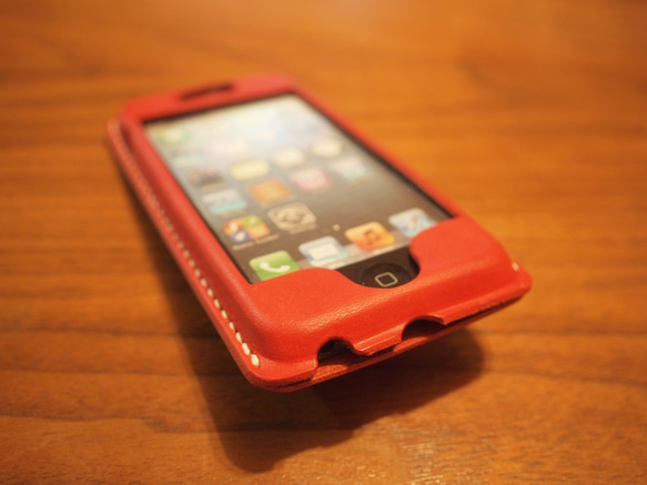 iPhone5s /5 カバー ケース　栃木レザー 牛革　手縫い レッド 3枚目の画像