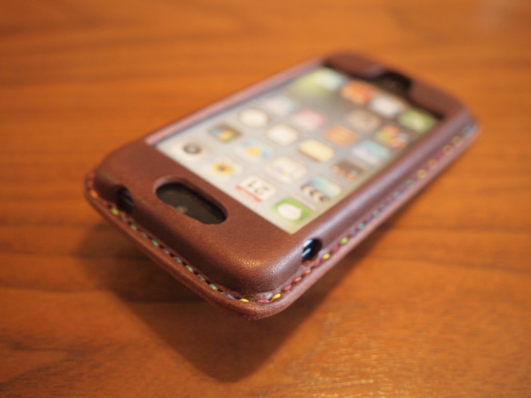 iPhone5s /5 カバー ケース　栃木レザー 牛革　手縫い 焦げ茶 4枚目の画像