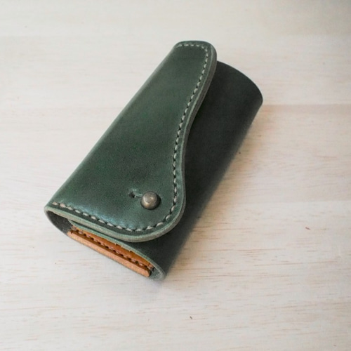 o10 栃木レザー 4連キーケース 小銭入れ付き レディース メンズ カーキ 緑 o10 栃木レザー 4連キーケース 小銭入れ付き レディース メンズ
