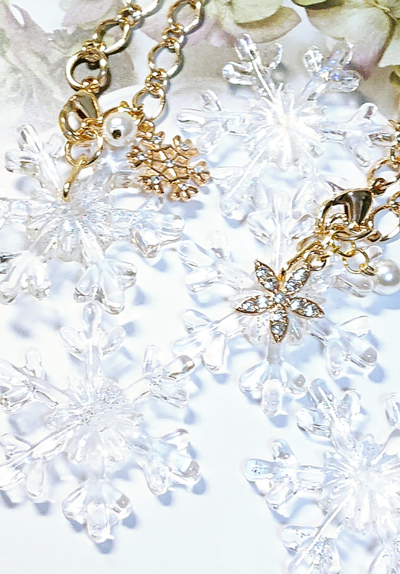 水晶の雪だるまオルゴナイト (雪の結晶チャーム付) 5枚目の画像