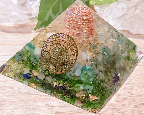 【つる927】クールなおひるねくじらさん形オルゴナイト☆他２点 つる927】クールなおひるねくじらさん形オルゴナイト☆他2点