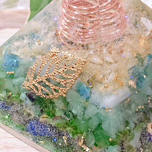 ☆CLOVER☆オルゴナイト☆四神、麒麟☆ 四神 弍 黄金と翡翠 ～青龍・白虎・朱雀・玄武 【ターリン