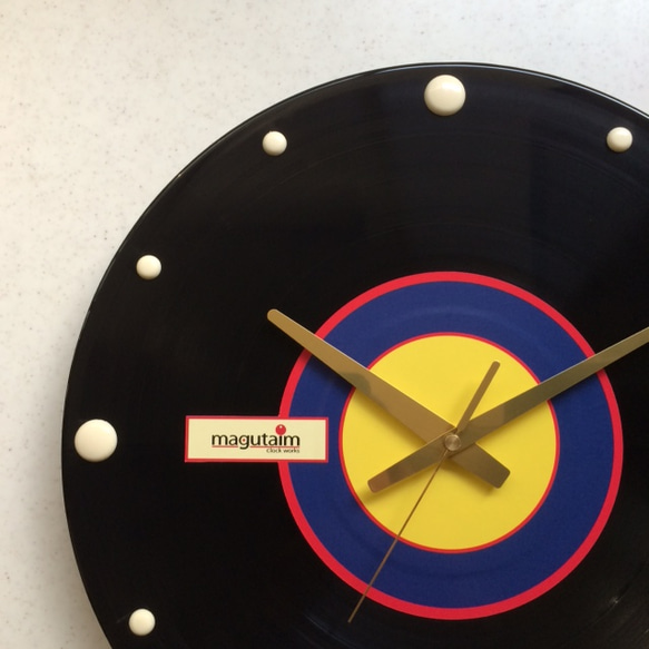 レコード盤壁掛け時計（黄、紺、赤） 1枚目の画像