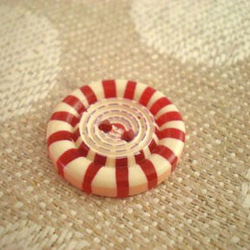 ヴィンテージボタン（CASEIN 赤白） 2枚目の画像