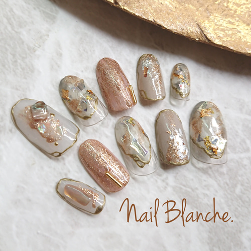 オーロラフィルムニュアンスネイル (#成人式 #冬ネイル #キラキラ