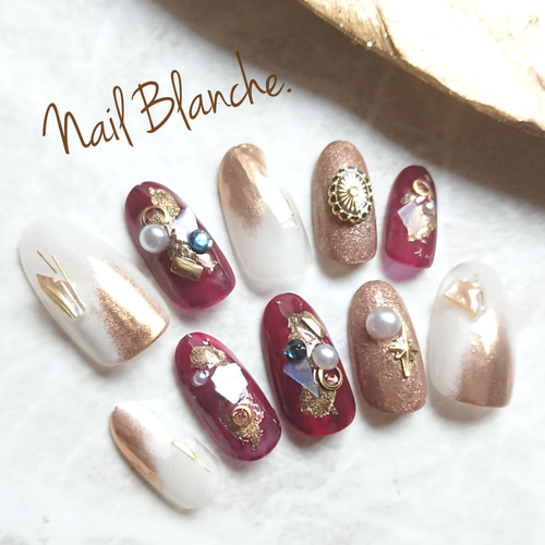 ヴィンテージボルドーネイル (#冬ネイル #ホワイト #赤ネイル