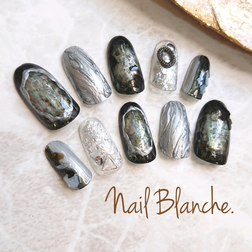 ネイルチップ 成人式 ニュアンス 黒 シルバー フルオーダーネイル