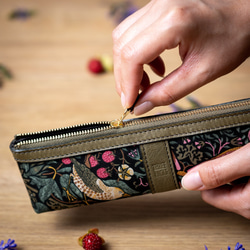 高品質鉛筆盒，草莓小偷圖案，顏色為「復古粉」。免費禮品包裝。 第8張的照片