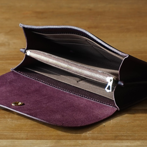 送料無料 】一枚革で仕立てた長財布 パープル イタリアンレザー 牛革
