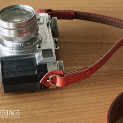 栃木レザーを使用したテーパードカメラストラップ 3枚目の画像