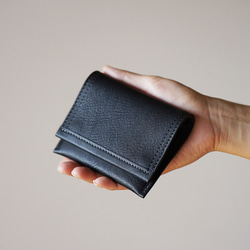 Creema 限定【免費刻字、免費禮物包裝】精巧輕薄折疊錢包(黑色) 第3張的照片