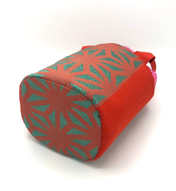 巾着トートバッグ　 帯地と総絞り   正絹 (赤と緑・ピンク色） 4枚目の画像