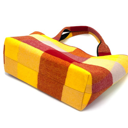 トートバッグ　　着物地本英ネル(ウール100%) チェック柄  （黄赤ベージュ色・乳白色) 4枚目の画像