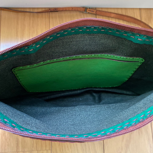 Ojaga design オジャガデザイン レザー ショルダーバッグ