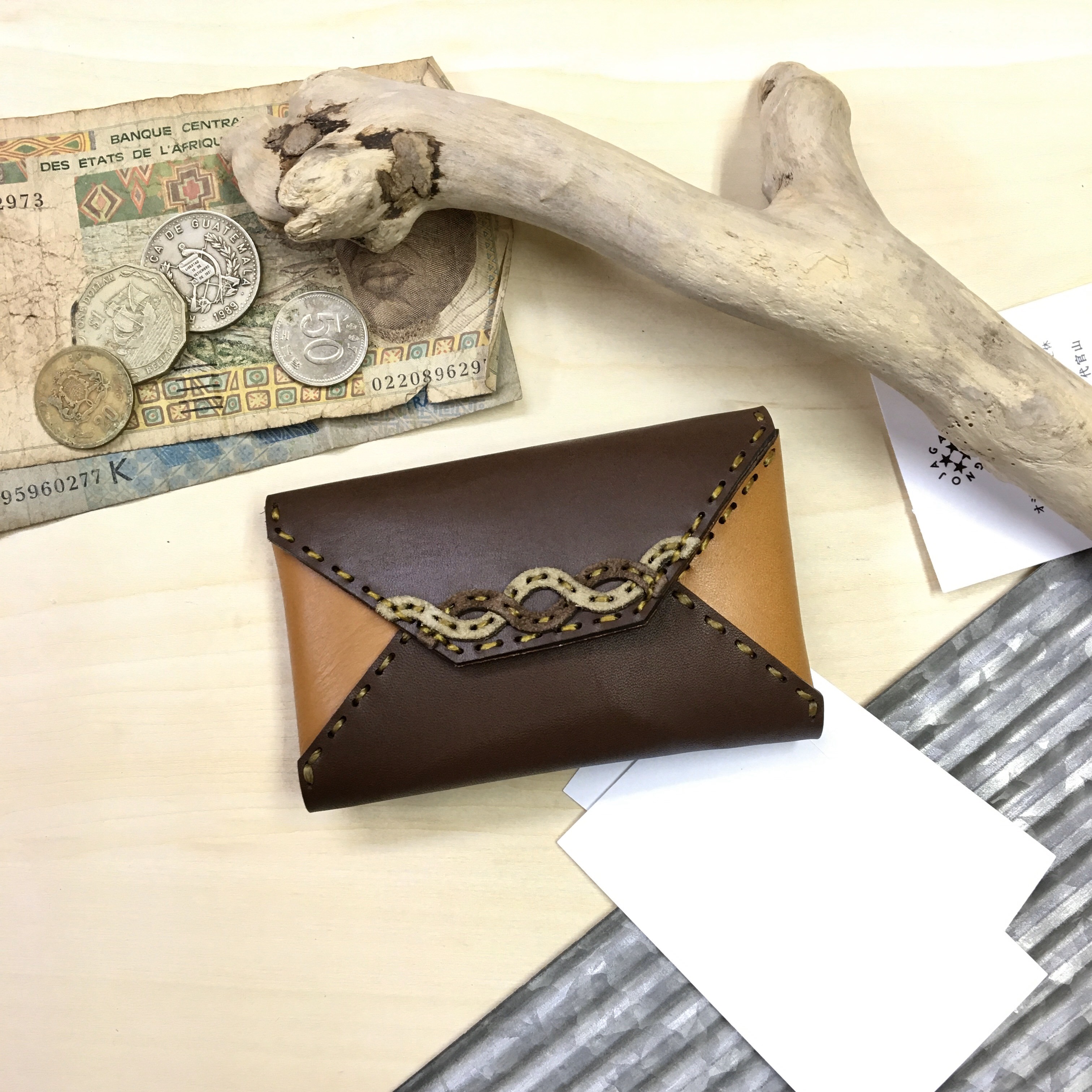 レザーカードケース　コインケース　ハンドメイドレザー　手縫い　クラフトレザー　ojagadesign  オジャガデザイン