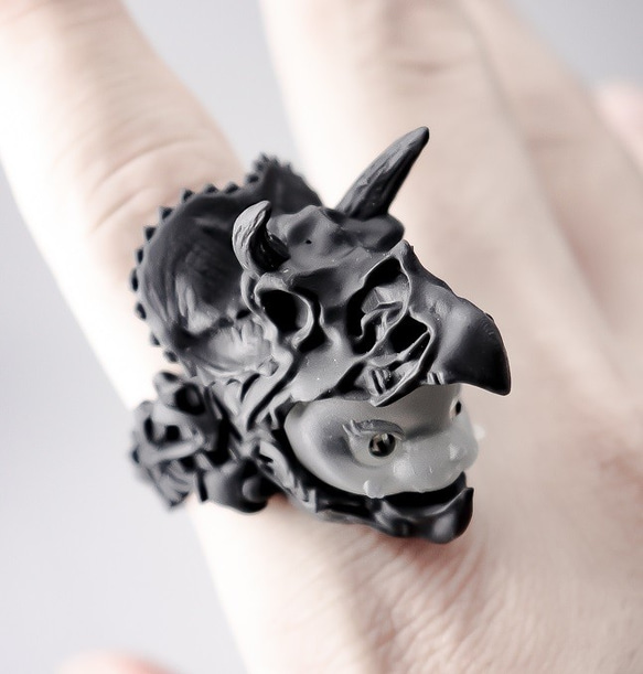 猫に恐竜”トリケラトプス” / Cat in Dinosaur ”Triceratops” Ring 1枚目の画像