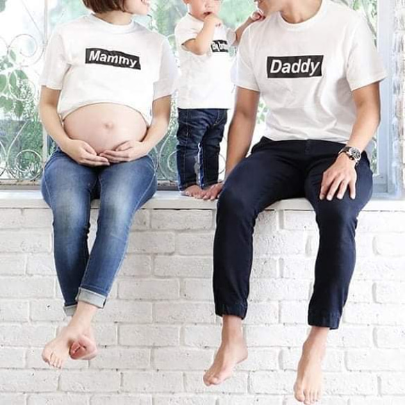 子供用[サイズ80～130] マタニティー フォト Tシャツ 衣装 臨月 妊婦 ベビー おそろいTシャツ ペアルック 2枚目の画像