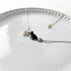 玩球小貓-粉珍珠、純銀小貓項鍊 第2張的照片