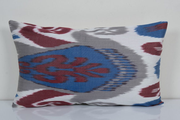 12 "X22"ウズベキカット生地デザイナーイカット枕シルクウェイイカトリビングルーム枕装飾 AS24 1枚目の画像