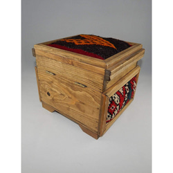 ビンテージキリムチェスト、手作りの木製のユニークなボックス、女性へのギフト、ジュエリーボックス、装飾用収納、部族のトルコ 4枚目の画像