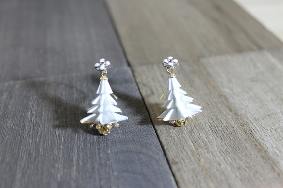 Origami CHRISTMAS TREE earrings【1pair】 第1張的照片