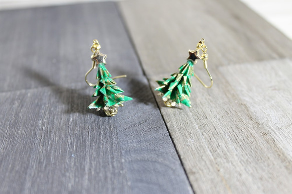 Origami CHRISTMAS TREE earrings【1pair】 第1張的照片