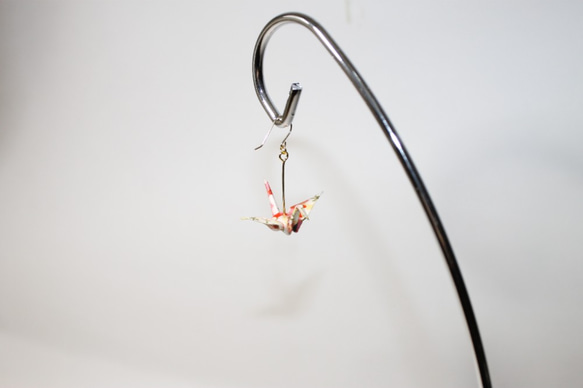 ORIGAMI CRANE EARRINGS【1pair】 第2張的照片