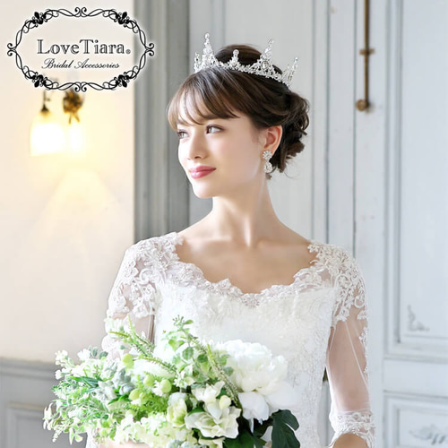 ティアラ　LOVETIARA 結婚式