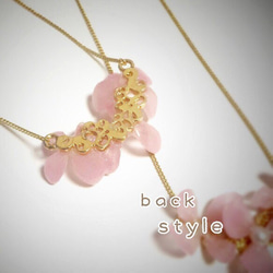 貨真價實的绣球花<Sakura-colored>項鍊(RP-CB-N-Lined) 第3張的照片